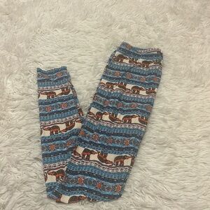 Rue 21 elephant leggings size M